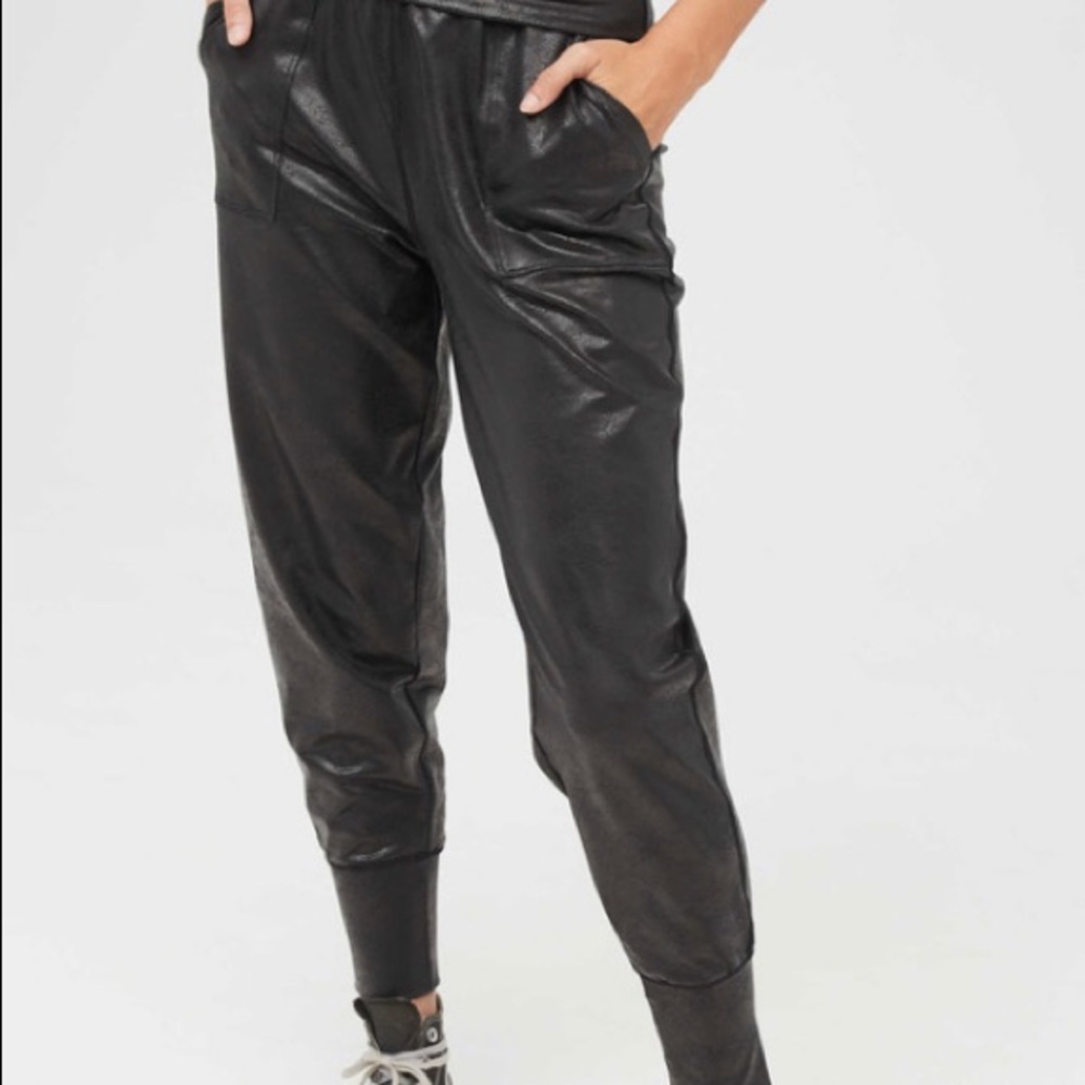 Aerie OFFLINE jogger